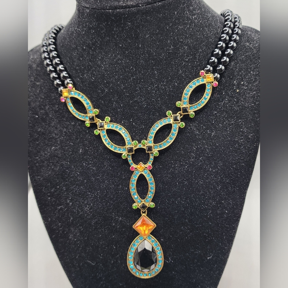 Heidi Daus Swarovski crystal rhinestone and Black glass pearl statement necklace
